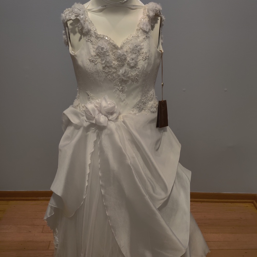 Demetrios Wedding Dress NWT